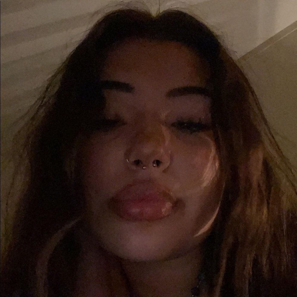 Meet your Posher, Tehya